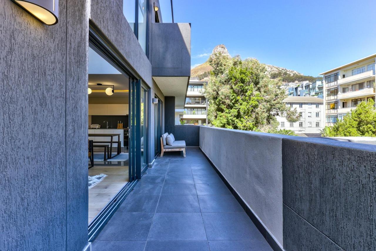 Stylish, Chic Two Bed In Sea Point W Parking&pool Holiday home