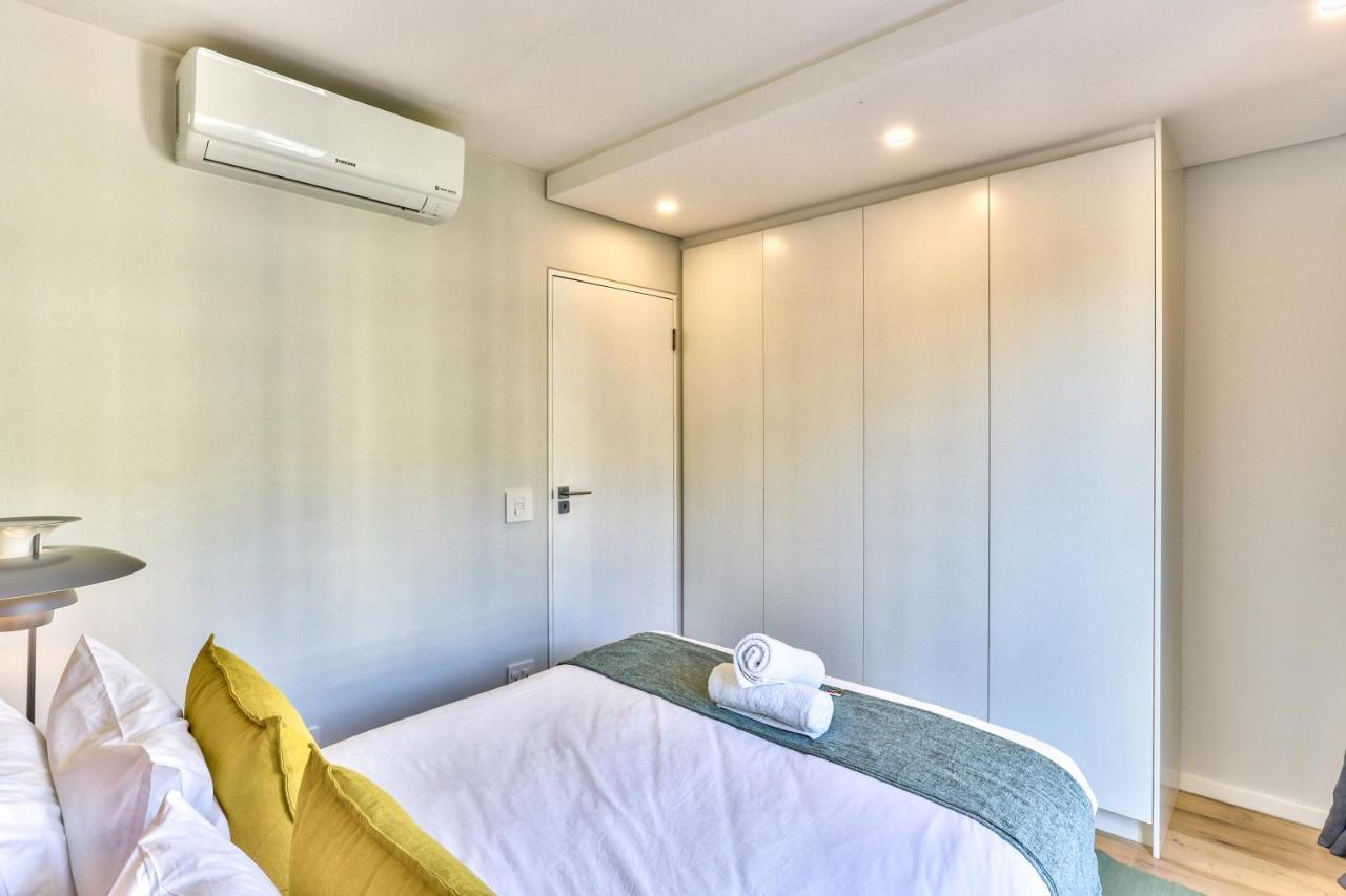 Holiday home Stylish, Chic Two Bed In Sea Point W Parking&pool